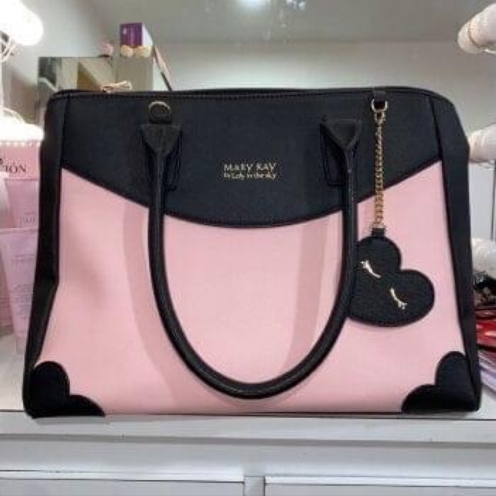 NWT Mary Kay black and pink tote with heart keychain